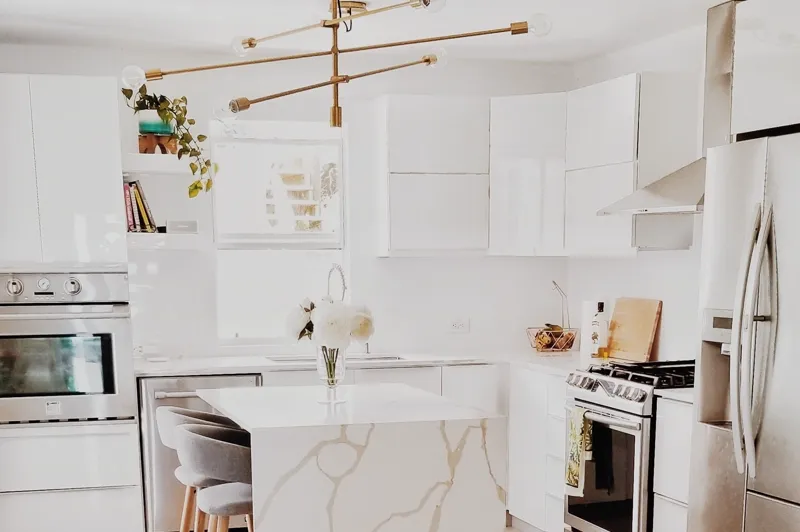 Cocina blanca con isla